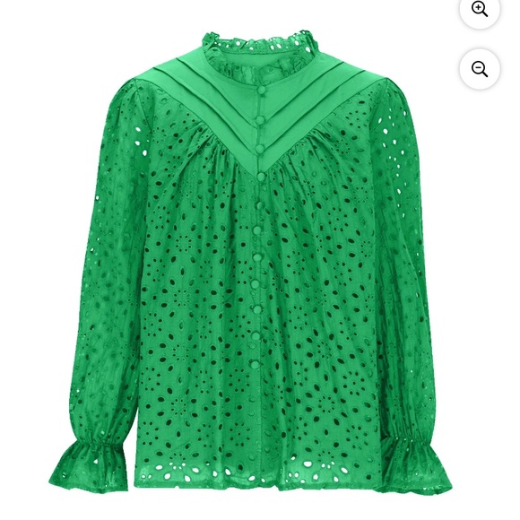NWT-Zesica DARK Green Eyelet Top available in size L or XL - Picture 2 of 8